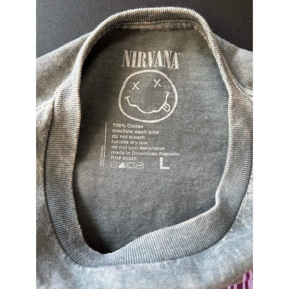 Adidas Women's Athletic Shorts + Nirvana Graphic T-shirt Size Large NEW - Picture 8 of 8